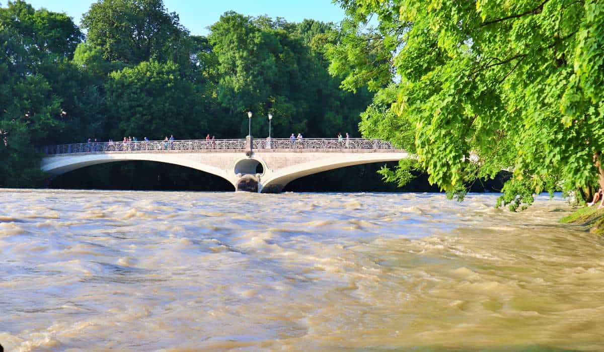 Φεστιβάλ στο ποτάμι: Τι προσφέρει το Isar Island Festival 2024 στο Μόναχο