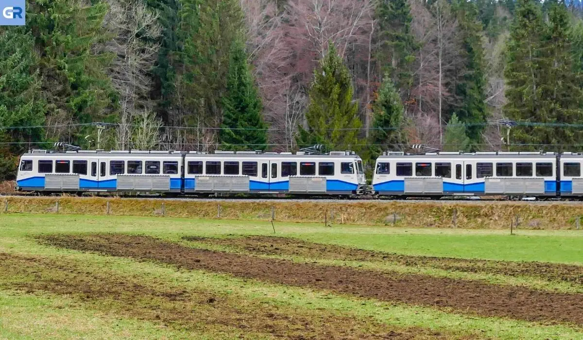 Ένας νεκρός και 85 τραυματίες σε σύγκρουση δύο τρένων στην Ισπανία