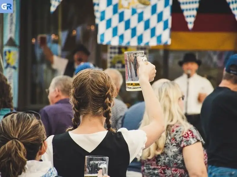 Αυτός ο κανόνας του Oktoberfest αποτελεί πηγή διαμάχης εδώ και 14 χρόνια