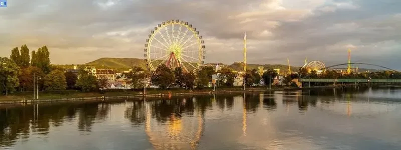 Στουτγάρδη: Όλες οι πληροφορίες για το Cannstatt Folk Festival