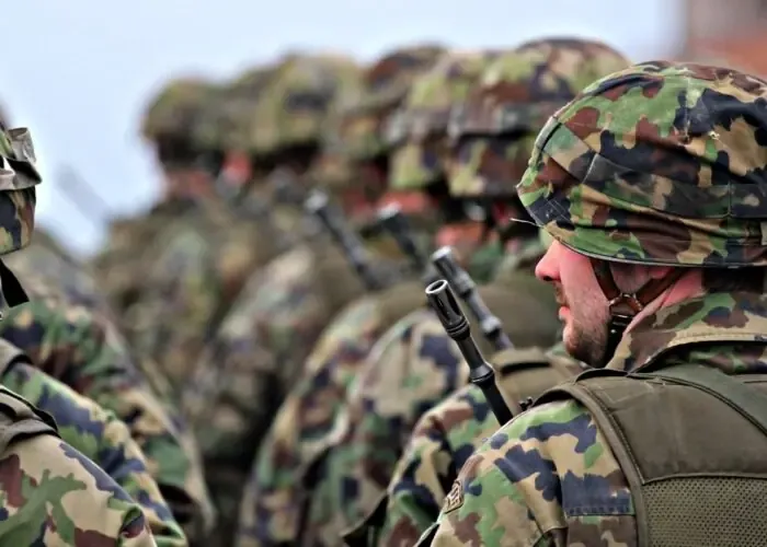 Εκπλήρωση του στόχου στο ΝΑΤΟ: Η Γερμανία επενδύει ποσό ρεκόρ στην άμυνα