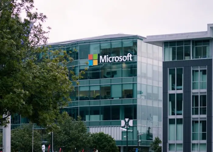 Blackout στη Microsoft: Χάος σε αεροδρόμια και εταιρείες παγκοσμίως – Ακυρώνονται πτήσεις