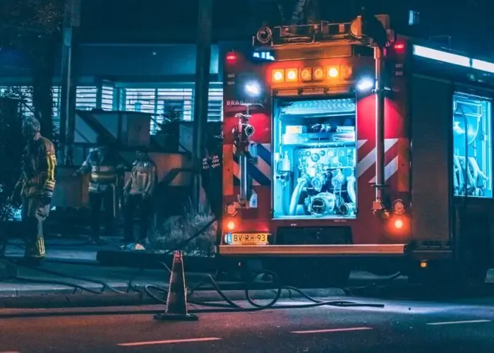 Ασθενής βάζει φωτιά σε νοσοκομείο: Μεγάλη επιχείρηση της πυροσβεστικής- Πολλοί τραυματίες